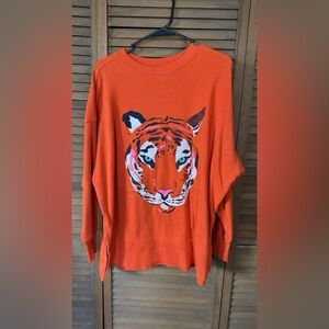 Crown and Ivy sweatshirt